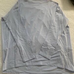 Lululemon Back In Action Long Sleeve - Size 6